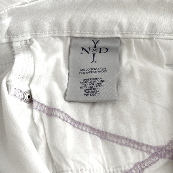 NYDJ White Straight Ankle 5 Pocket Jeans. Stitch Detailing. Size 16 - Picture 8 of 10